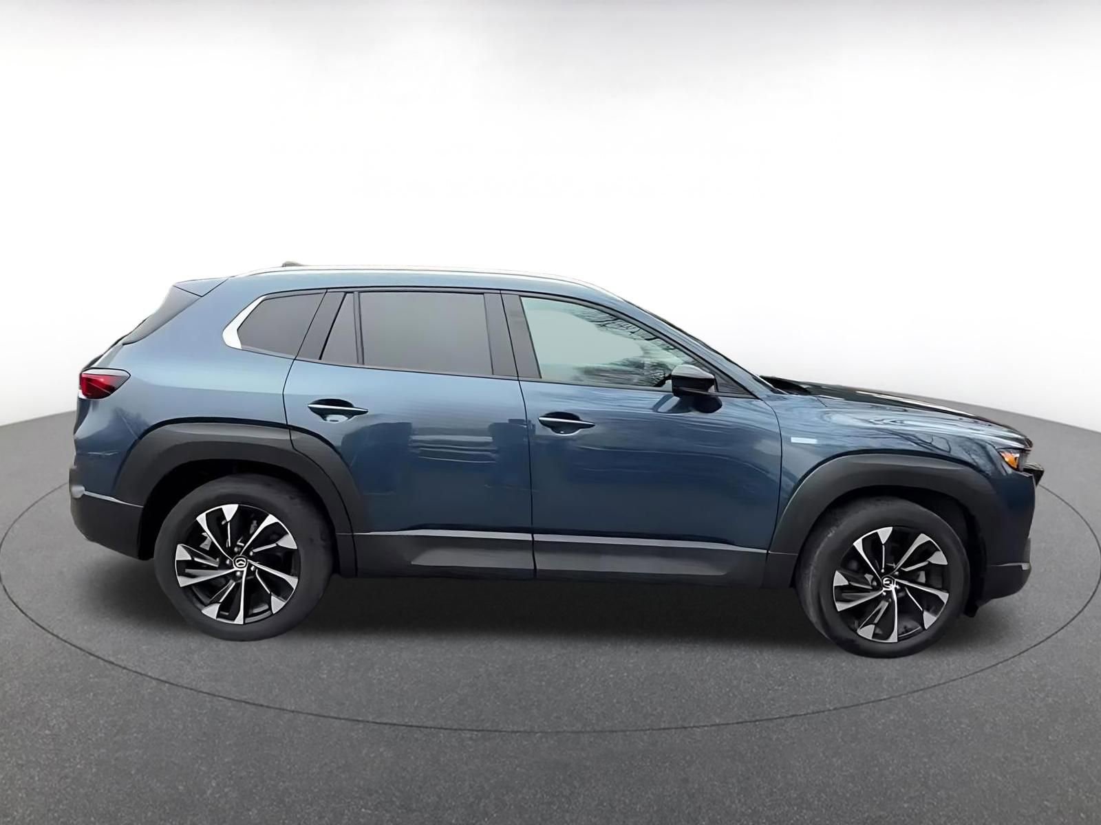 Used 2025 MAZDA CX-50 2.5 Hybrid w/ Premium Plus Pkg image 16
