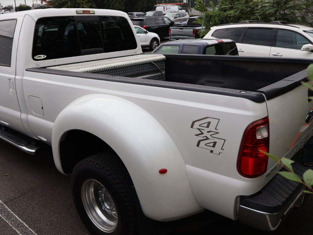 Used 2012 Ford F350 Lariat w/ Lariat Interior Pkg AWD/4WD image 8