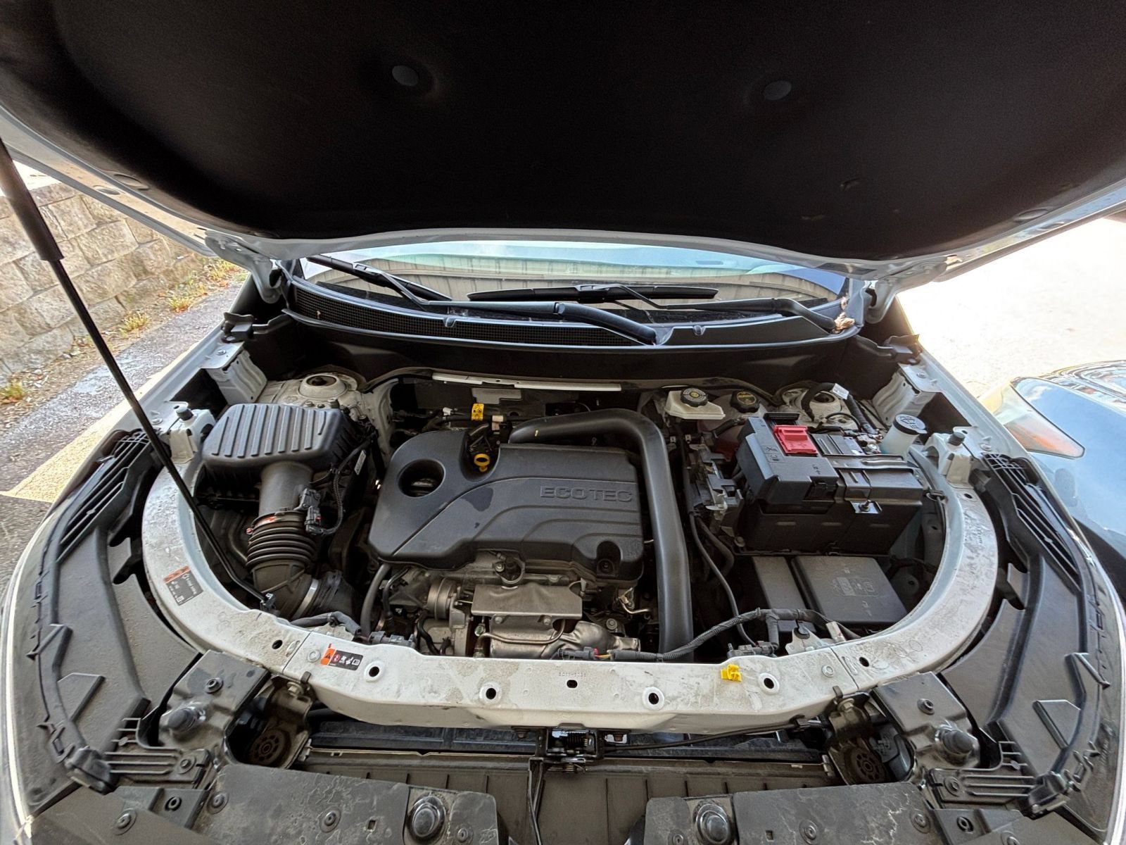 Used 2025 Chevrolet Equinox LT FWD image 31