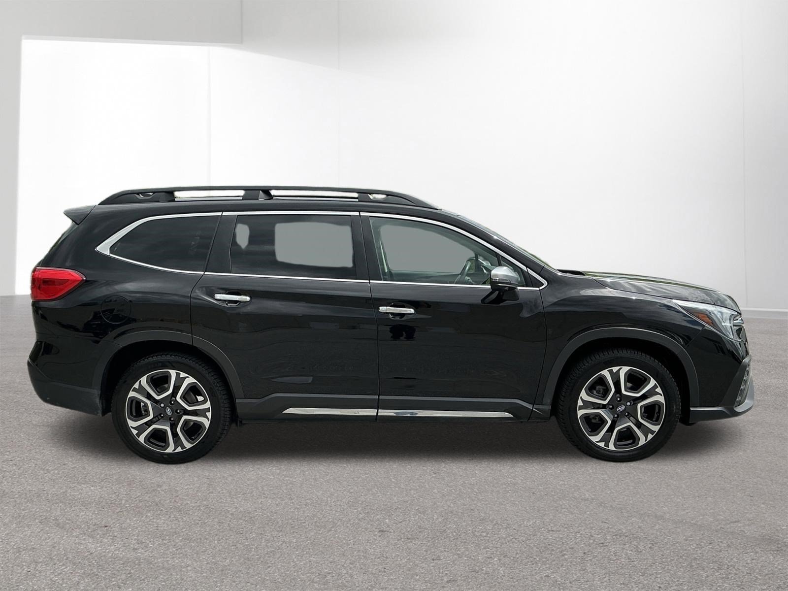 Used 2023 Subaru Ascent Touring AWD/4WD video 2