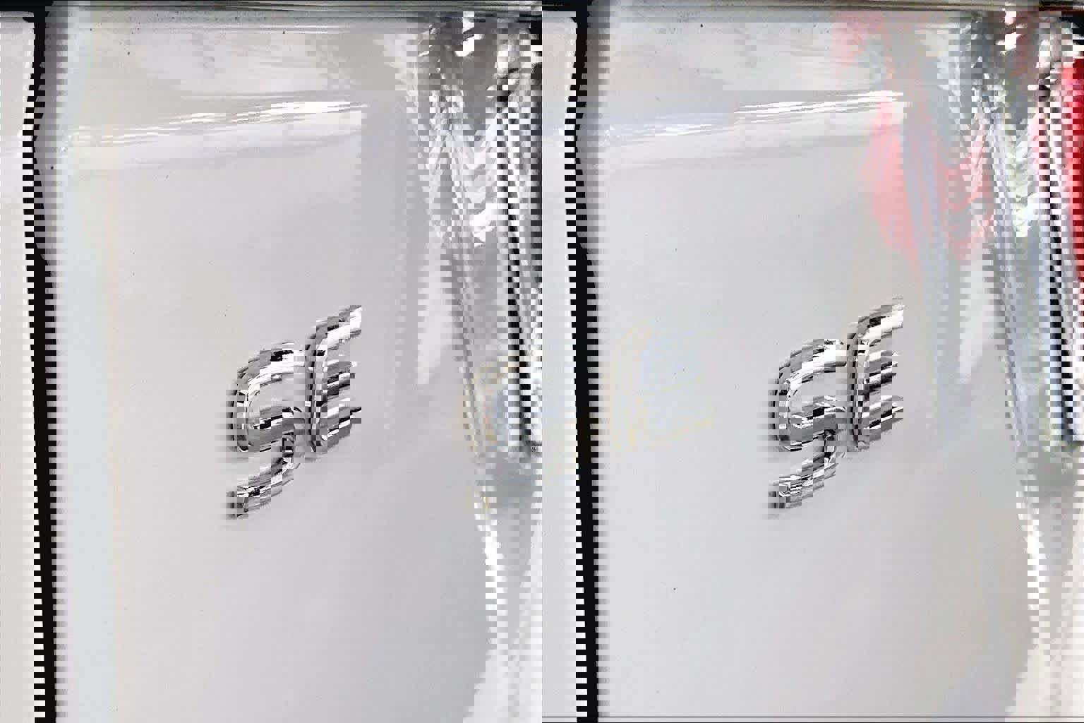 Used 2025 Volkswagen Atlas SE w/ Panoramic Sunroof Package image 11