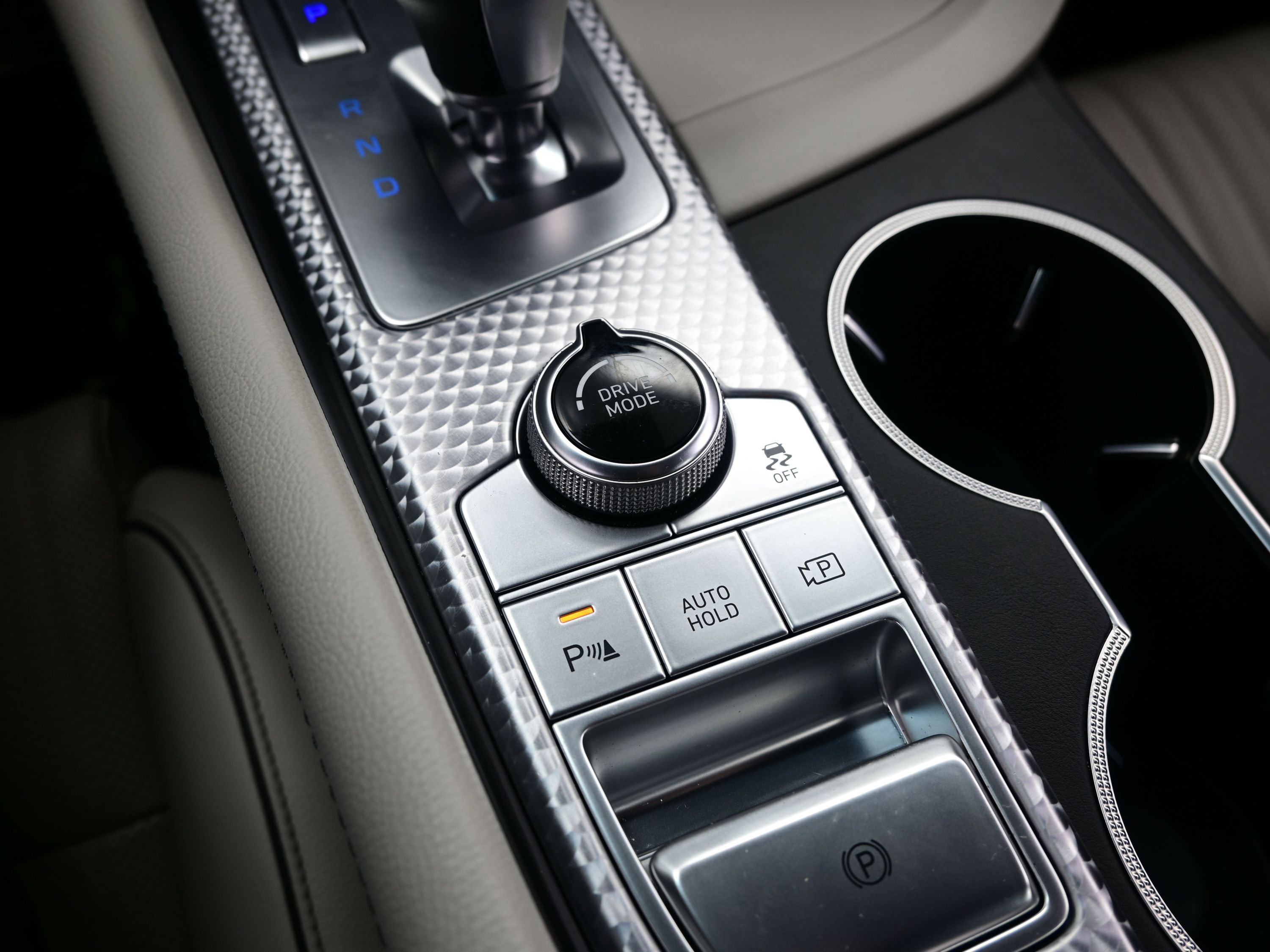 Certified 2023 Genesis G70 2.0T w/ Sport Prestige Package image 23