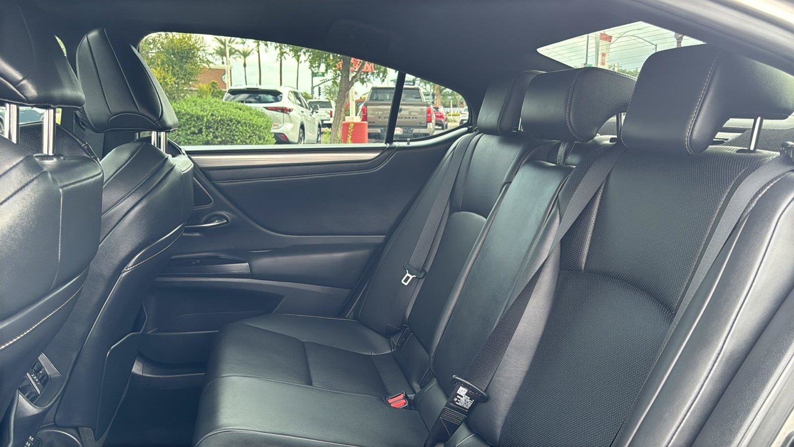 Used 2021 Lexus ES 350 F Sport w/ Accessory Package 2 FWD image 31