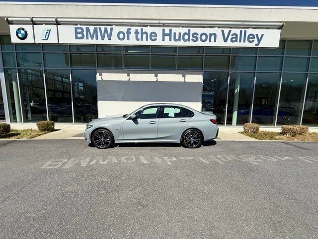 Certified 2023 BMW 330e xDrive w/ M Sport Package image 1