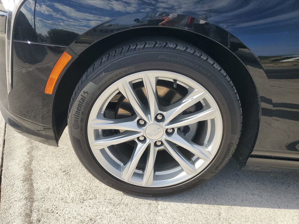 Used 2024 Cadillac CT4 Luxury image 9