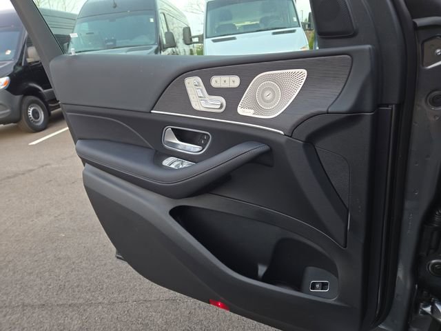 New 2026 Mercedes-Benz GLS 450 4MATIC image 23