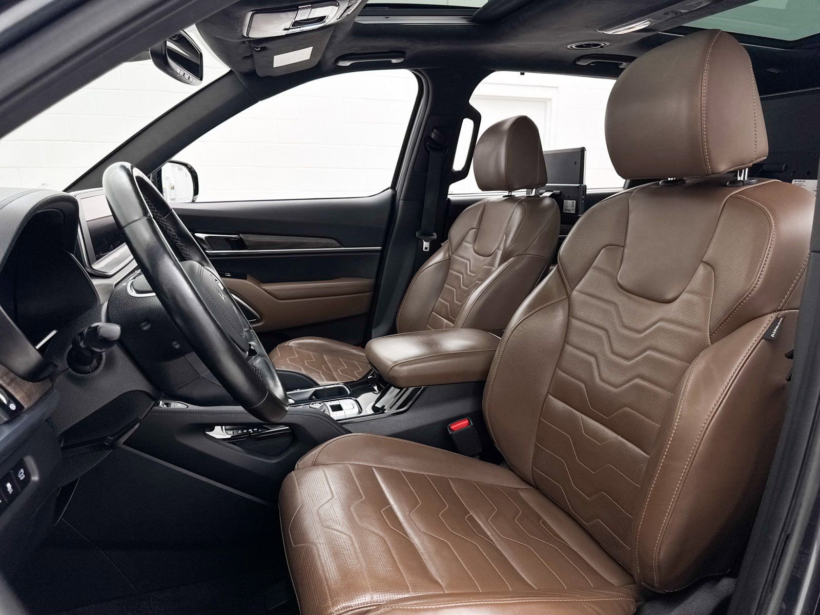 Used 2022 Kia Telluride SX w/ SX Prestige Package image 22