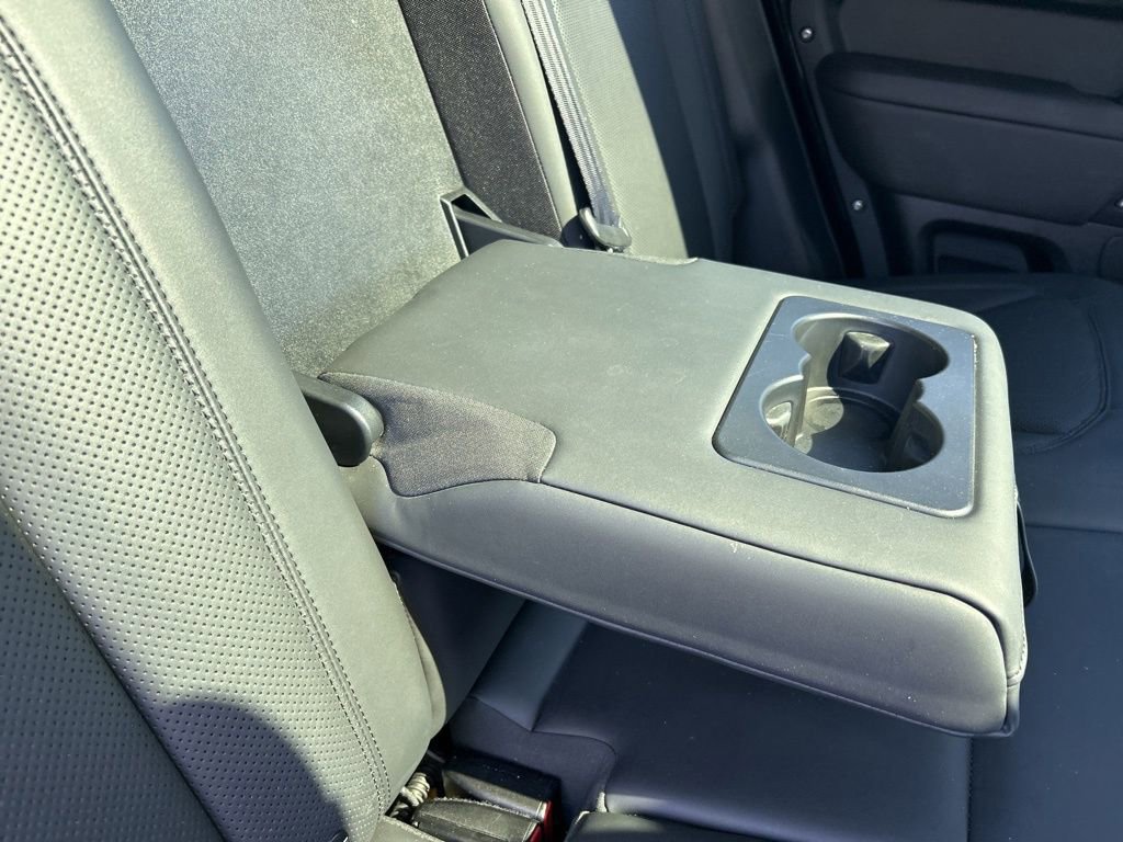 Used 2025 Land Rover Defender 110 S image 49