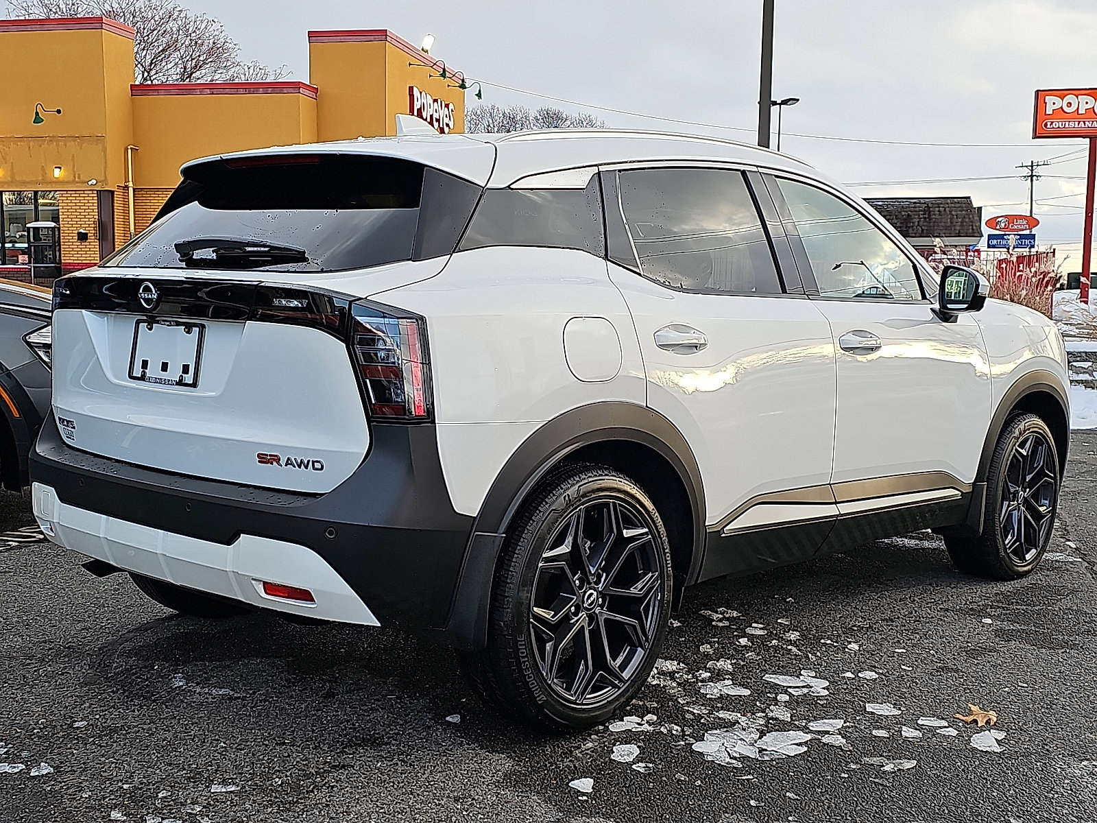 Certified 2025 Nissan Kicks SR w/ SR Premium Package image 6