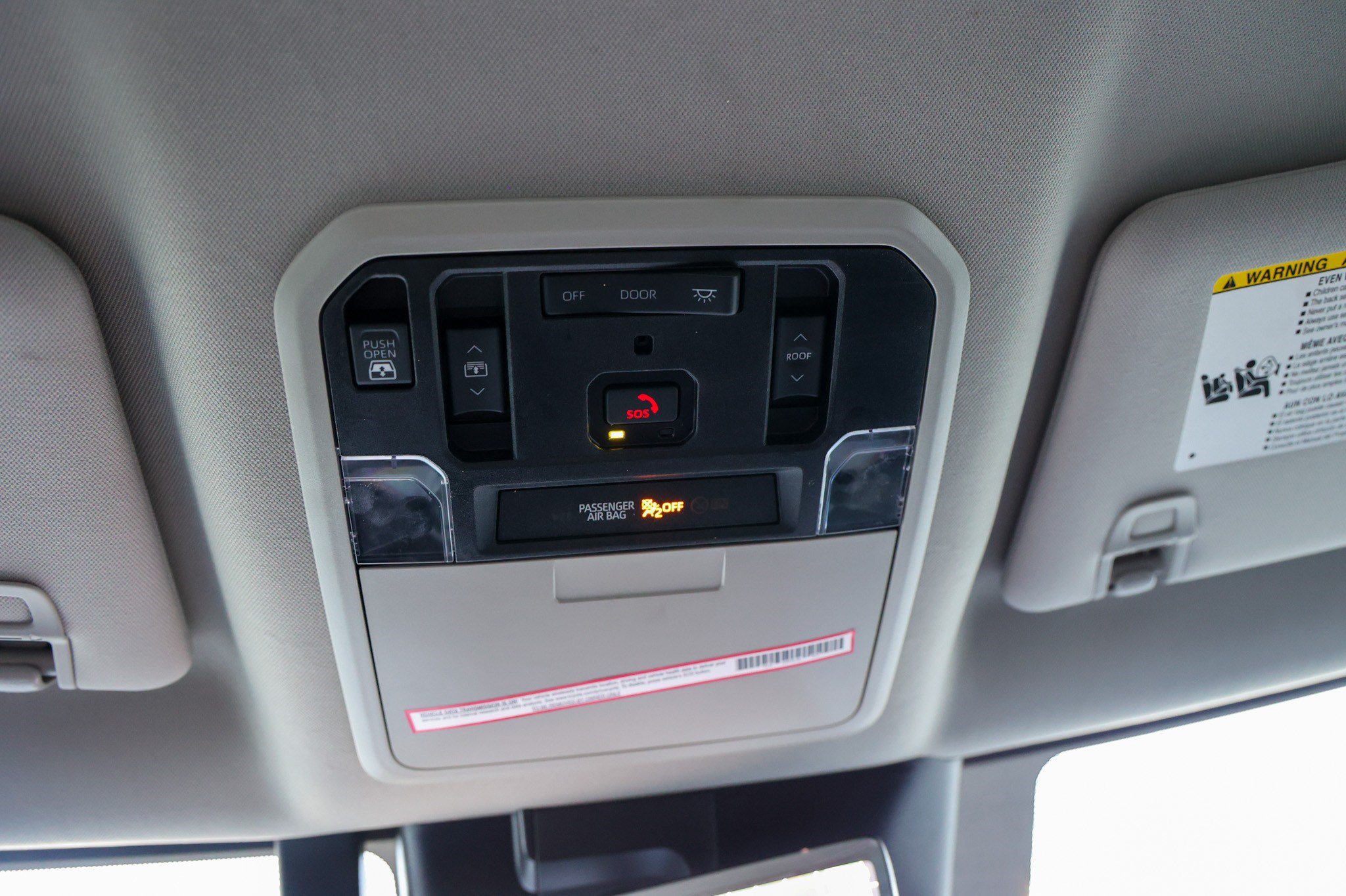 Used 2023 Toyota Tundra Limited AWD/4WD image 32