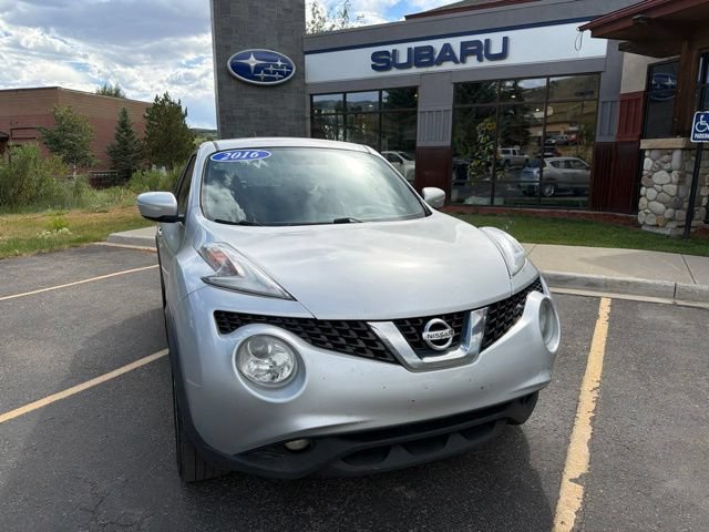 Used 2016 Nissan Juke S AWD/4WD image 2