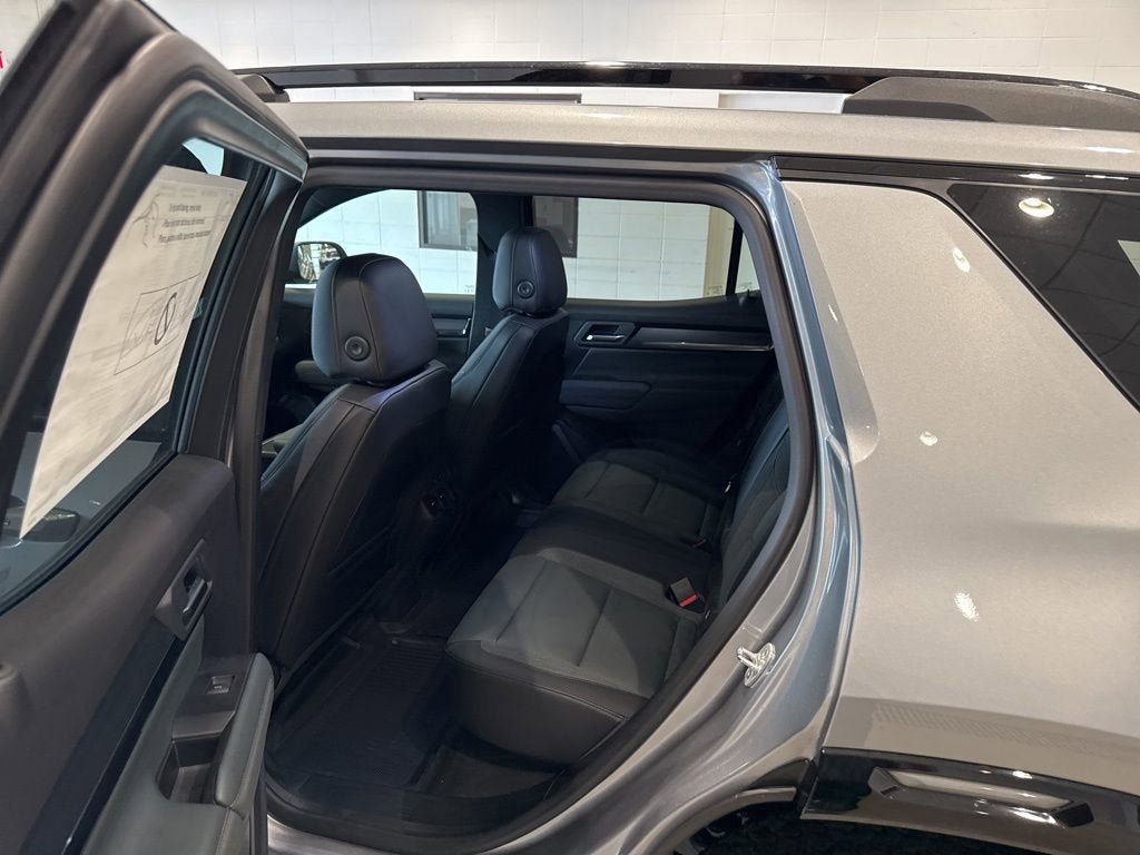 New 2026 GMC Terrain AT4 w/ Convenience Package III AWD/4WD image 19