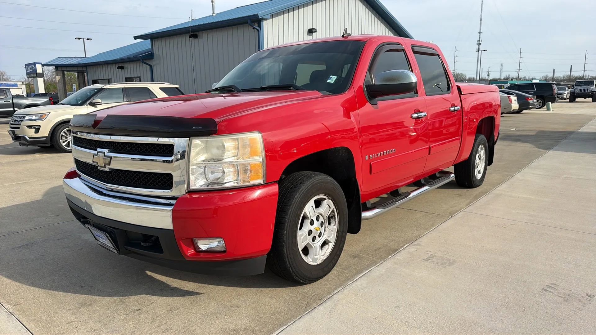 Used 2008 Chevrolet Silverado 1500 LT w/ Towing Package image 3