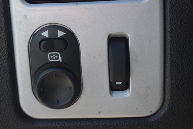 Used 2007 Chevrolet Equinox LS FWD image 23