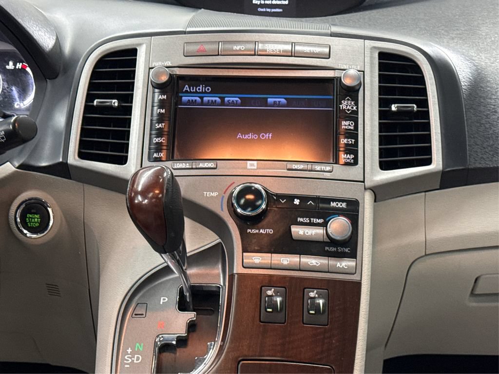 Used 2012 Toyota Venza Limited AWD/4WD image 20