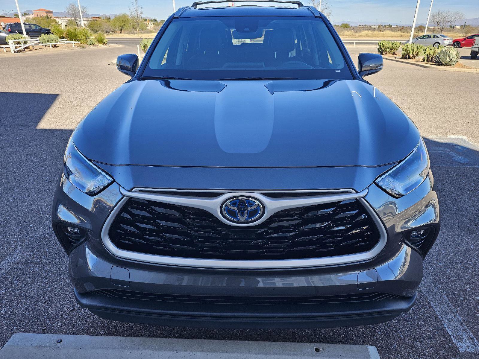 Used 2023 Toyota Highlander XLE image 8