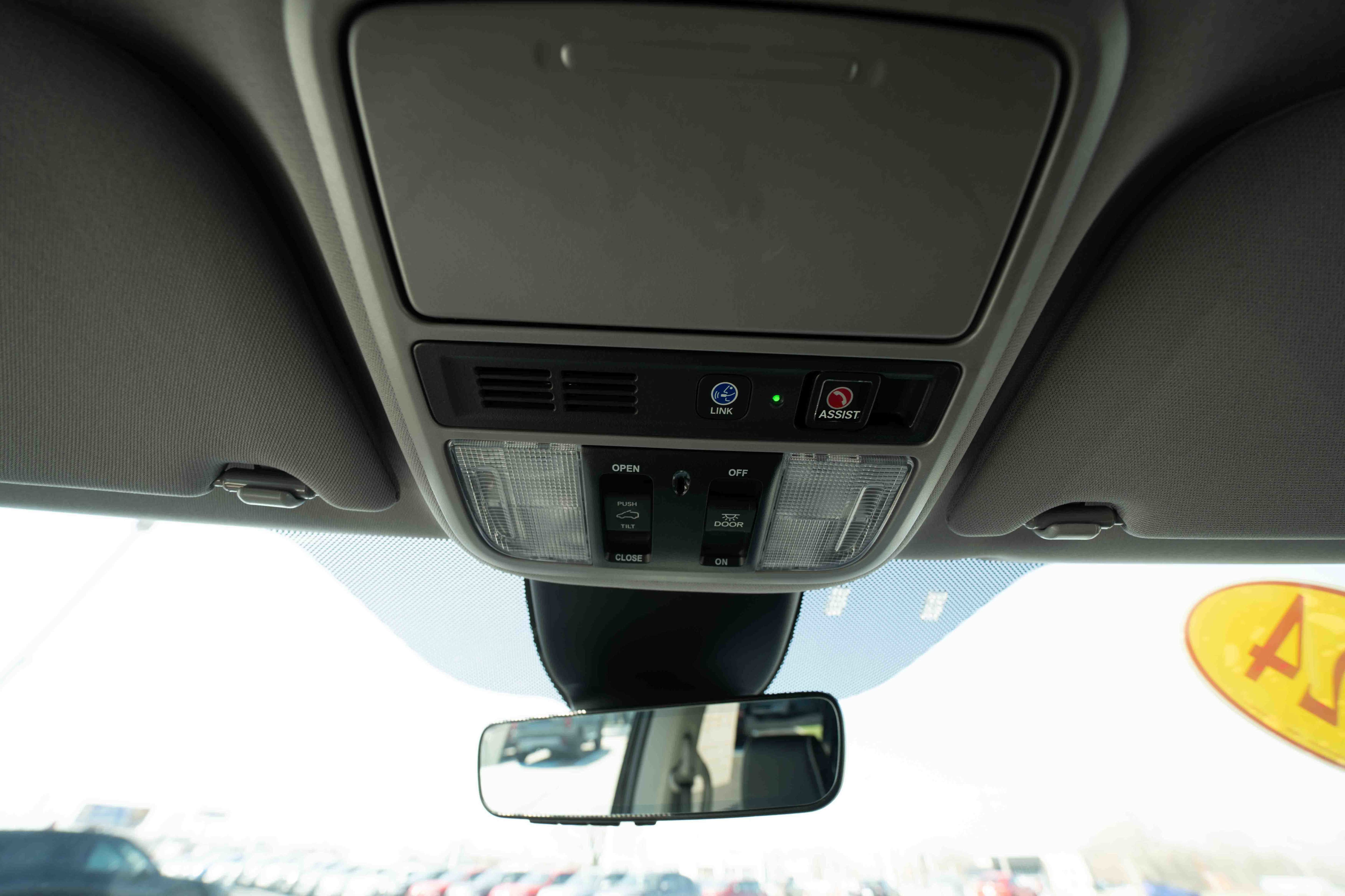 Used 2024 Honda Odyssey Elite image 18