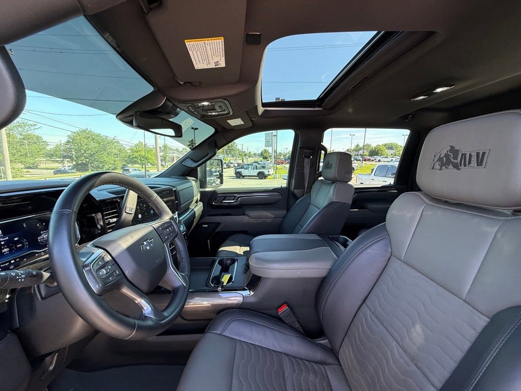 Used 2024 Chevrolet Silverado 2500 ZR2 w/ ZR2 Bison Edition AWD/4WD image 14