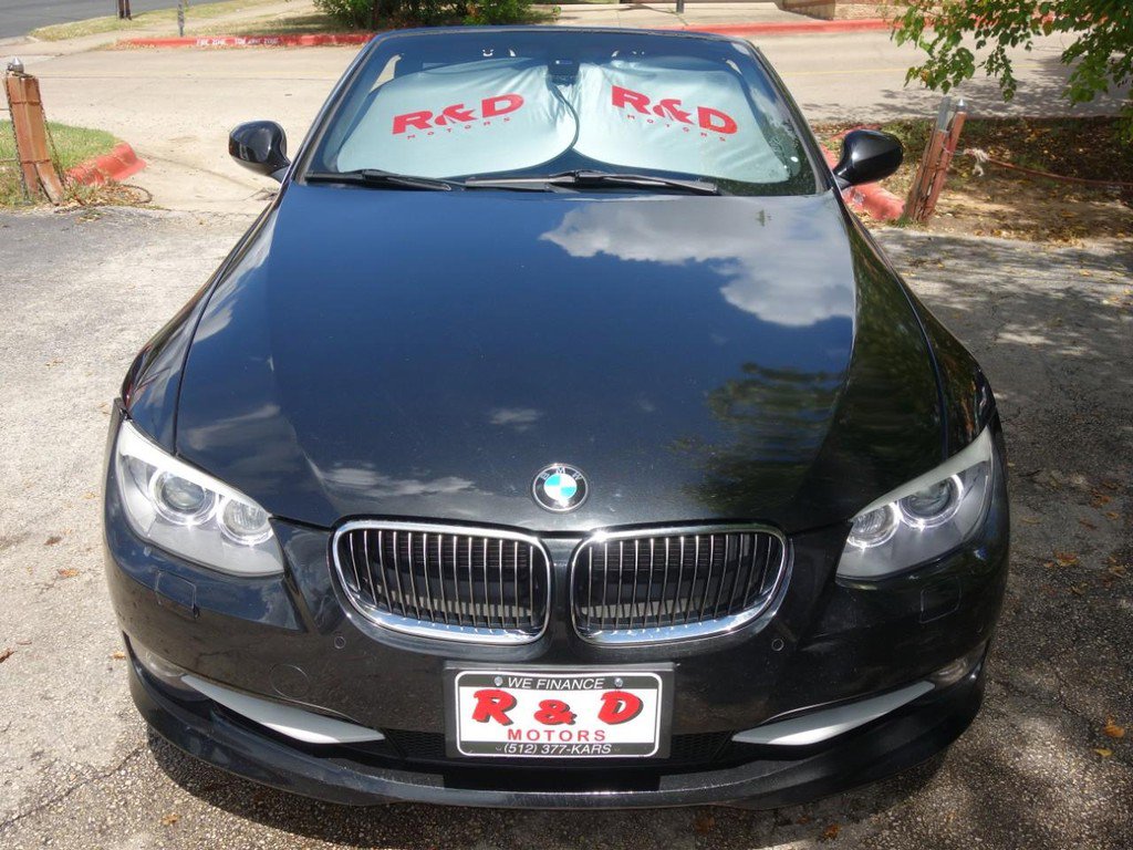 Used 2013 BMW 335i Convertible image 2