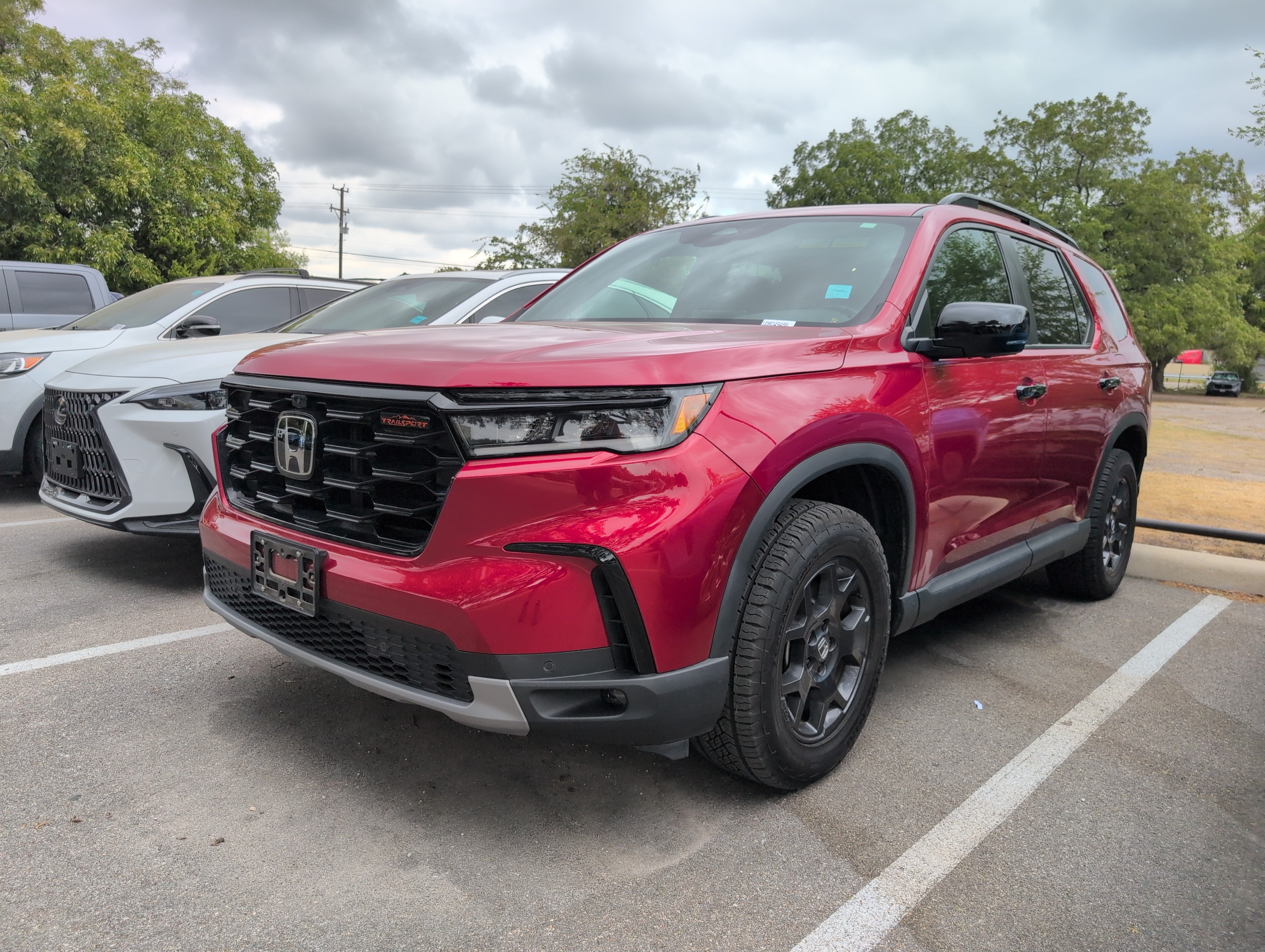 Used 2025 Honda Pilot TrailSport