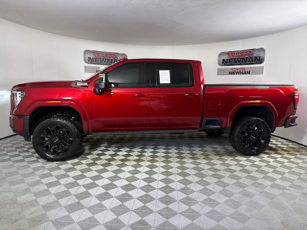 Used 2025 GMC Sierra 2500 AT4 w/ AT4 Premium Plus Package image 8