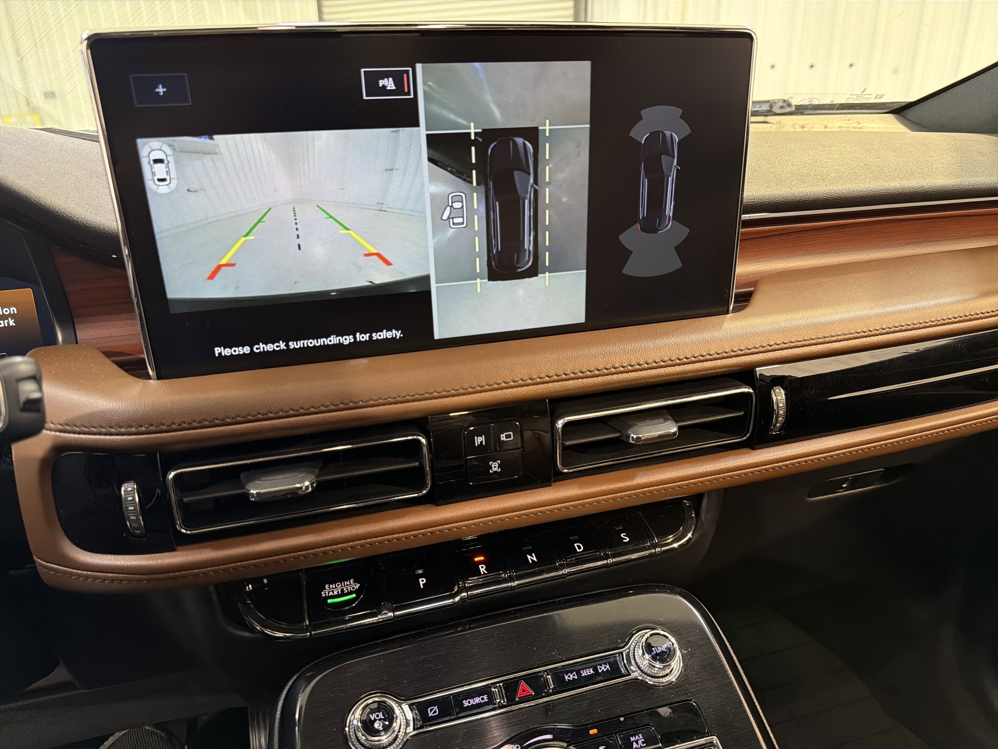 Used 2022 Lincoln Nautilus Reserve image 19