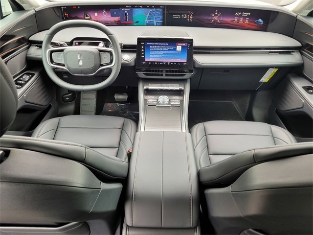 New 2026 Lincoln Nautilus Premier image 12