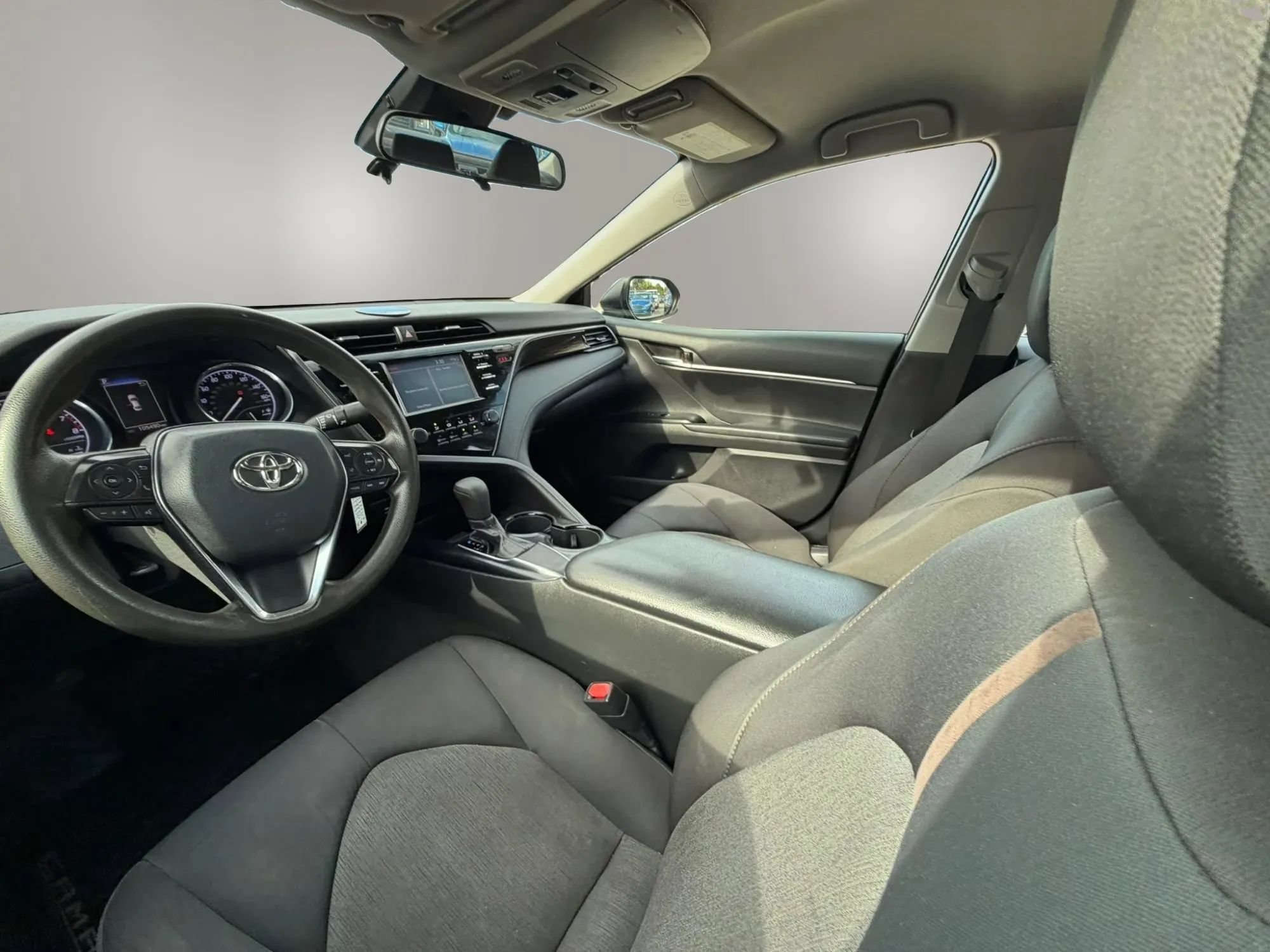 Used 2019 Toyota Camry LE FWD image 17
