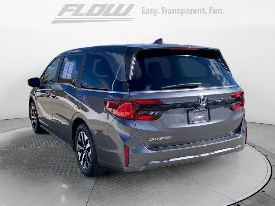 Certified 2026 Honda Odyssey EX-L image 6