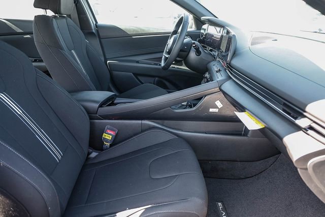New 2026 Hyundai Elantra Sport w/ Cargo Package FWD image 19