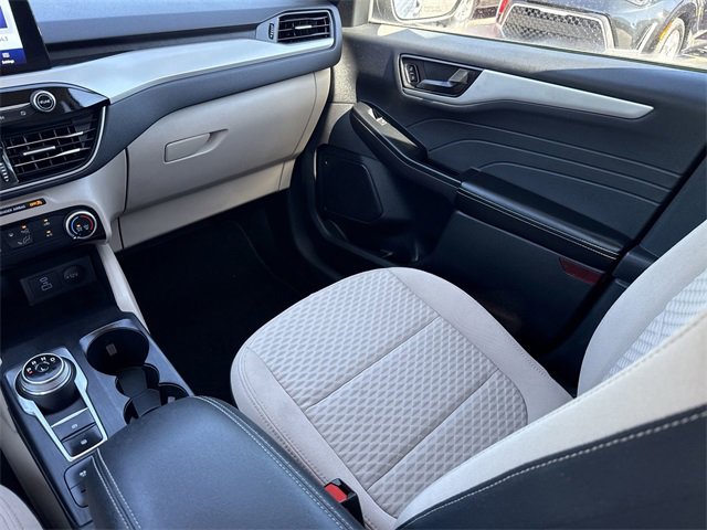 Certified 2022 Ford Escape SE image 18