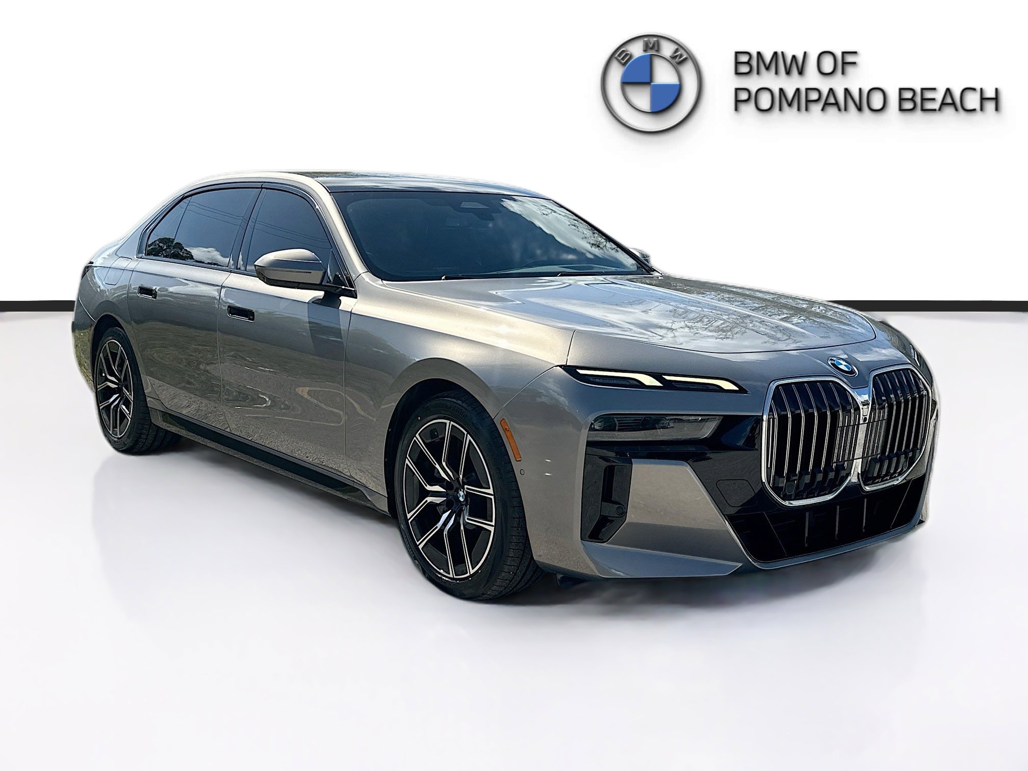 Used 2023 BMW 740i w/ Parking Assistance Package
