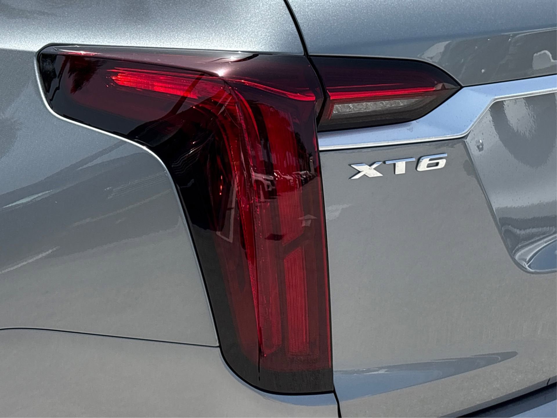 New 2025 Cadillac XT6 Luxury image 15