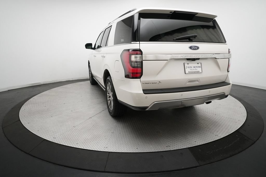Used 2018 Ford Expedition Limited w/ Equipment Group 301A AWD/4WD image 34