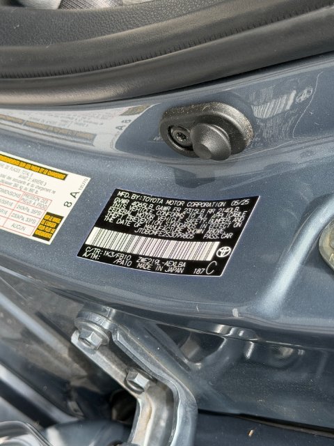 Used 2025 Toyota Corolla LE FWD image 19