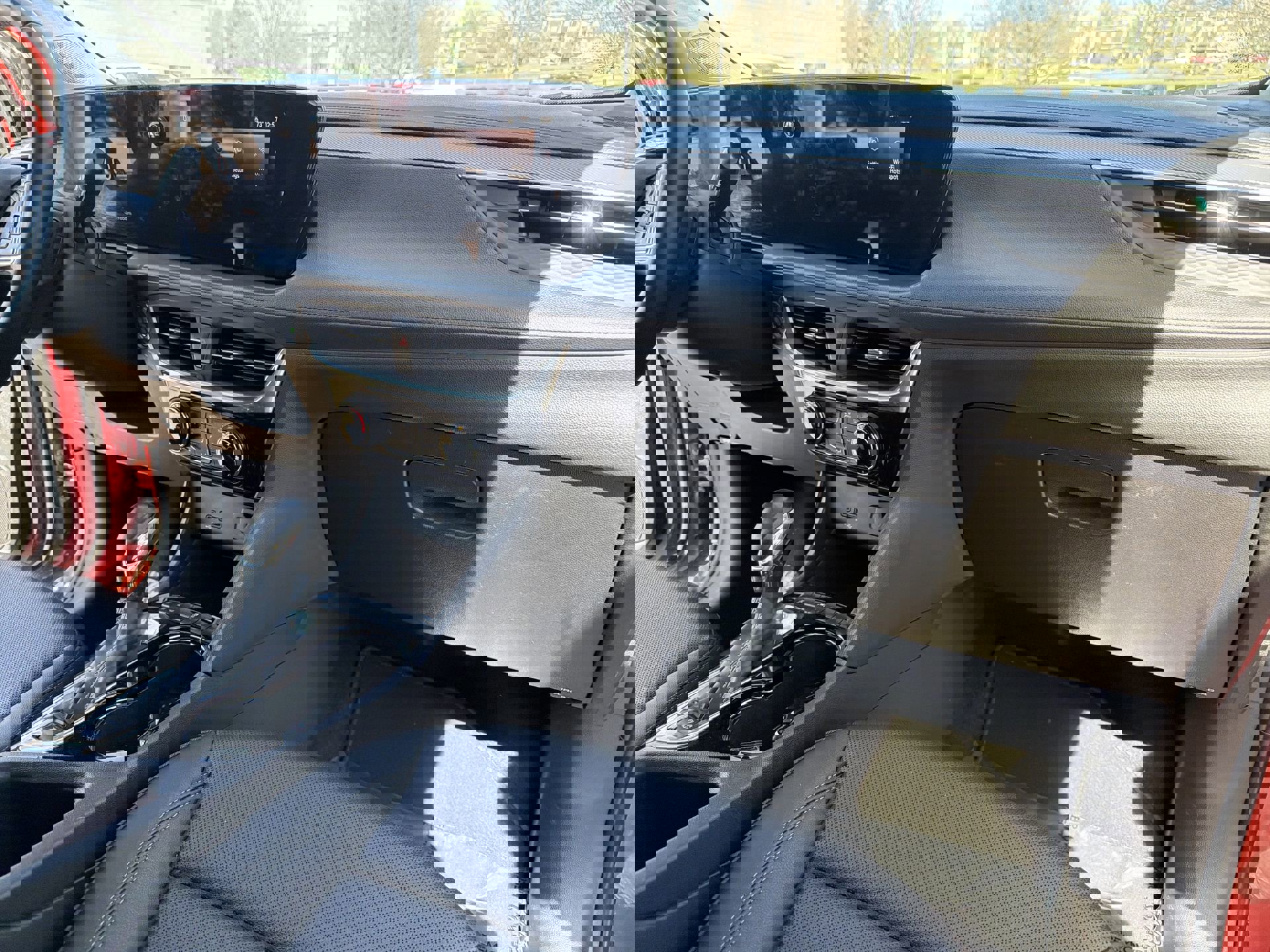 Certified 2024 Buick Encore GX Sport Touring AWD/4WD image 32