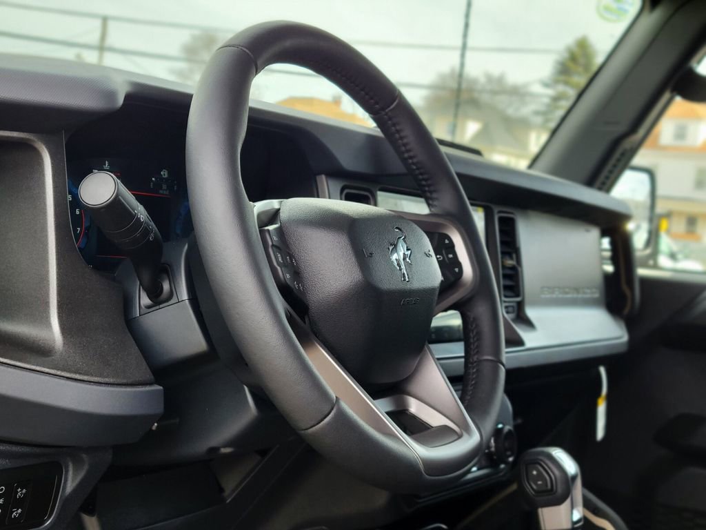 New 2026 Ford Bronco Badlands w/ Sasquatch Package image 15