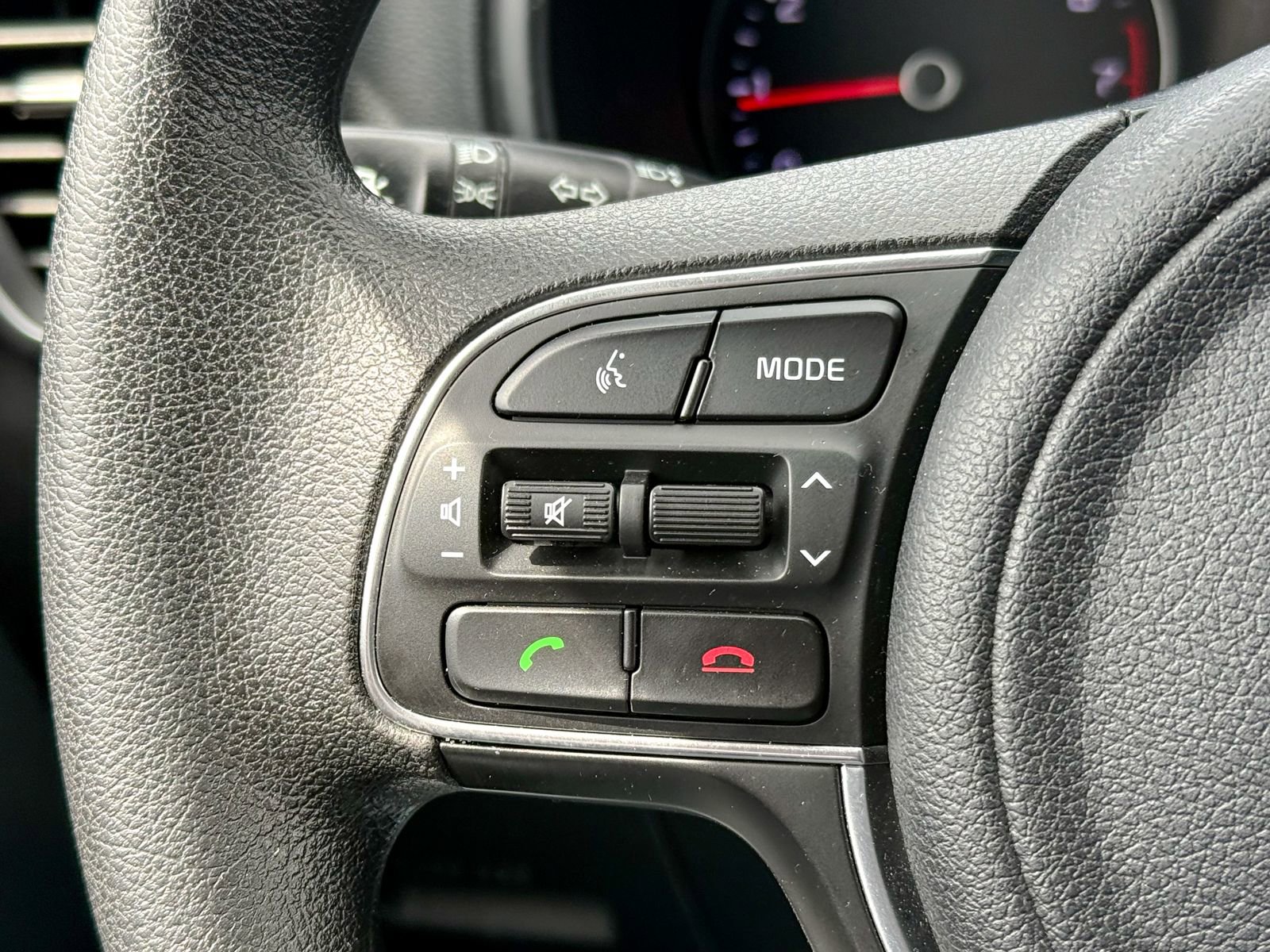 Used 2018 Kia Sportage LX FWD image 27
