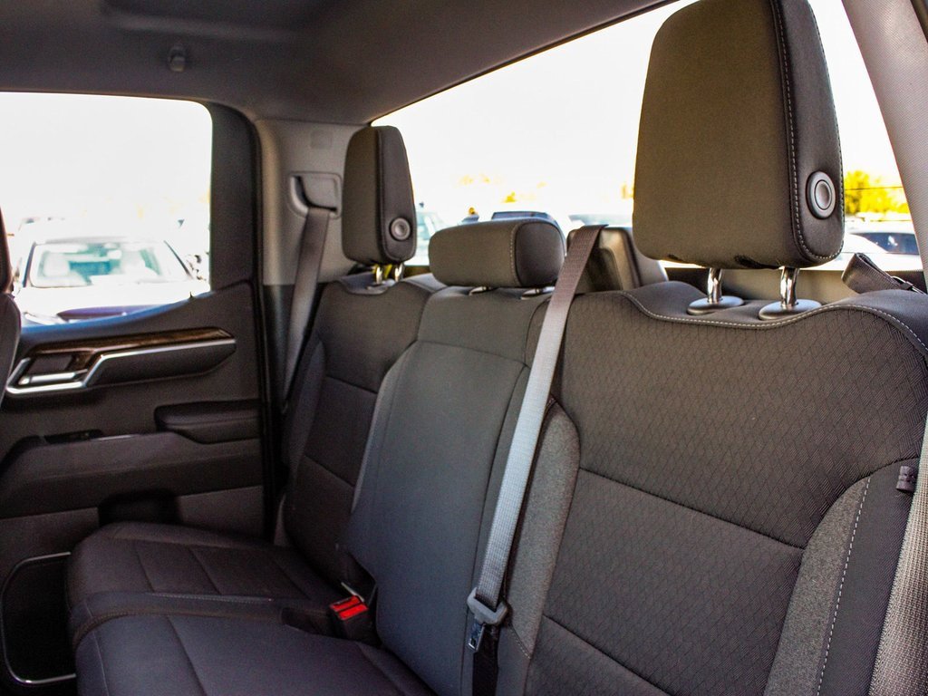 Used 2024 GMC Sierra 1500 Elevation image 32
