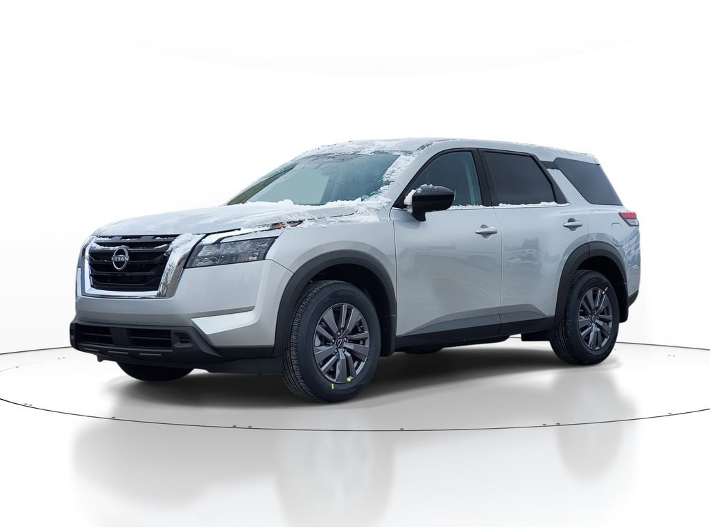 New 2025 Nissan Pathfinder S image 2