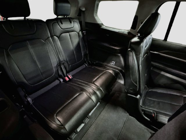 Used 2021 Jeep Grand Cherokee L Limited AWD/4WD image 29