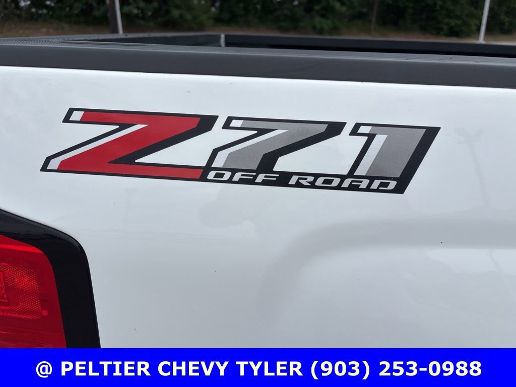 Used 2018 Chevrolet Silverado 1500 LT w/ Texas Edition AWD/4WD image 11