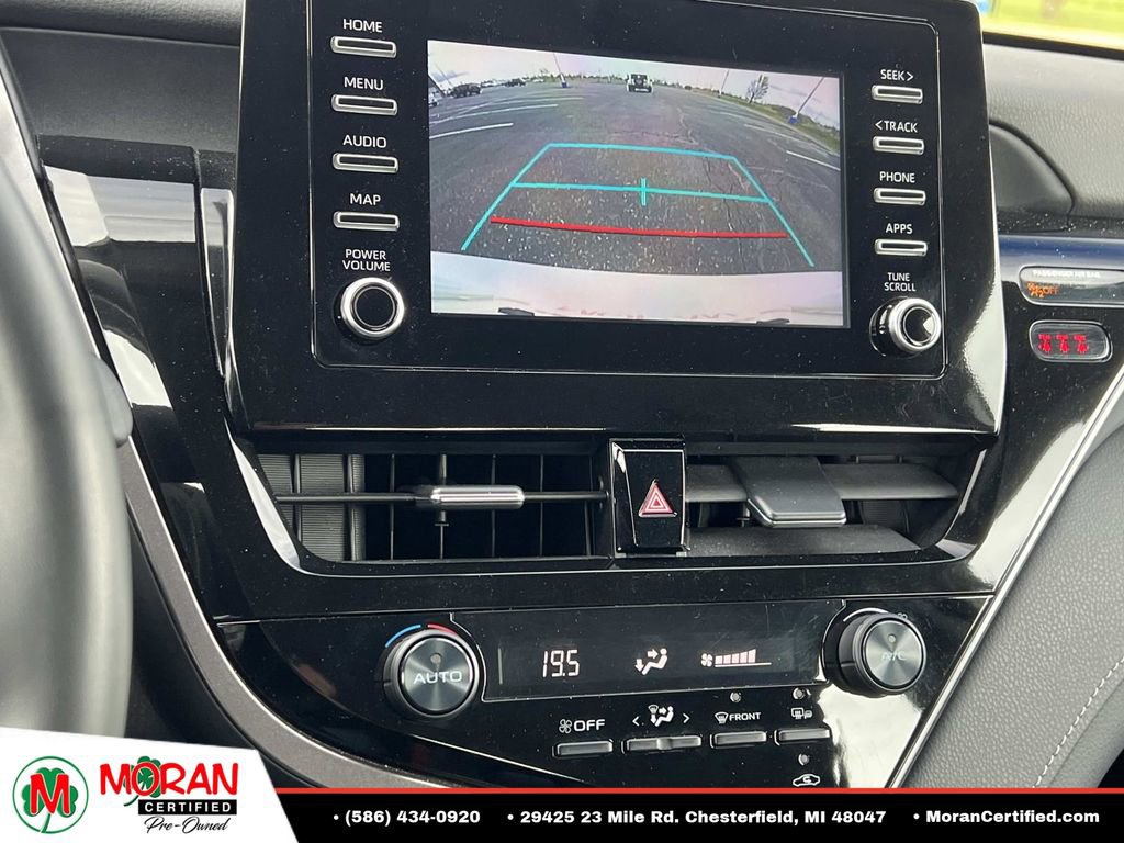 Used 2024 Toyota Camry SE FWD image 21
