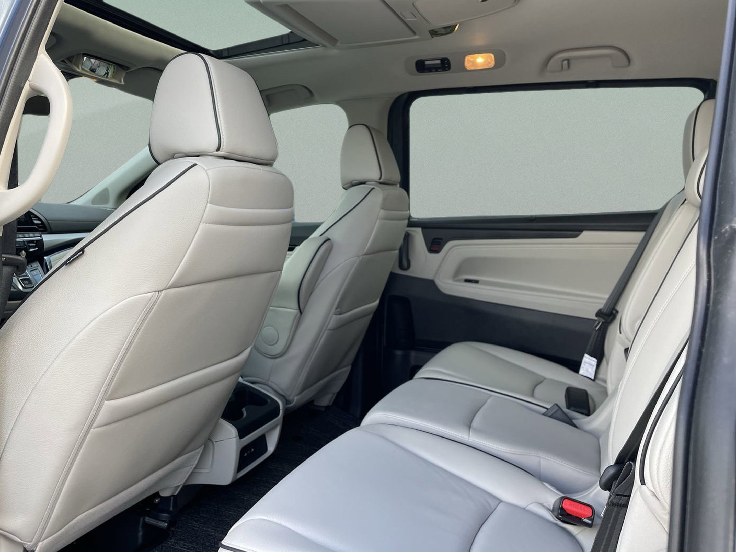 New 2027 Honda Odyssey Touring image 18