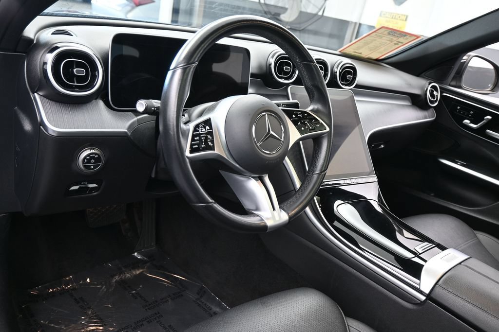 Used 2025 Mercedes-Benz C 300 Sedan image 18
