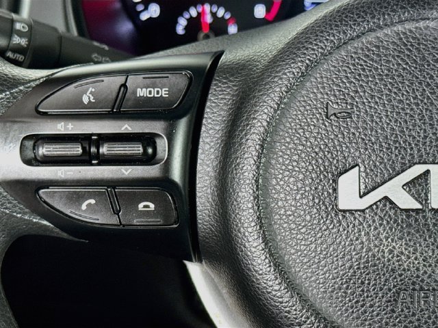 Used 2023 Kia Rio LX FWD image 11