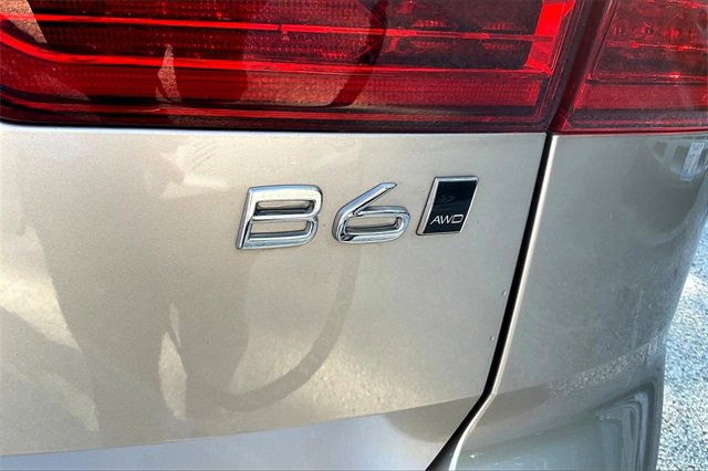 Certified 2023 Volvo XC60 B6 Ultimate image 9