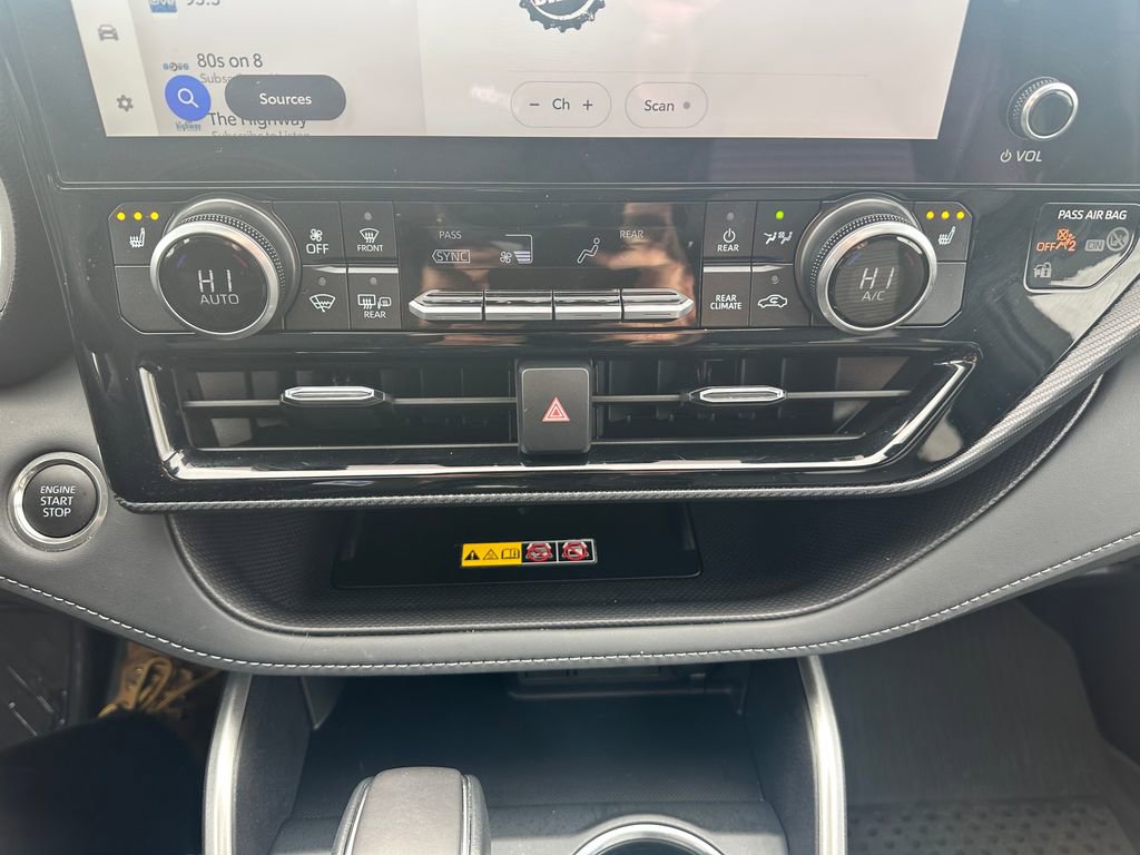Certified 2025 Toyota Highlander XSE AWD/4WD image 19