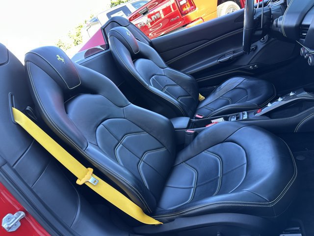 Used 2018 Ferrari 488 Spider RWD image 24