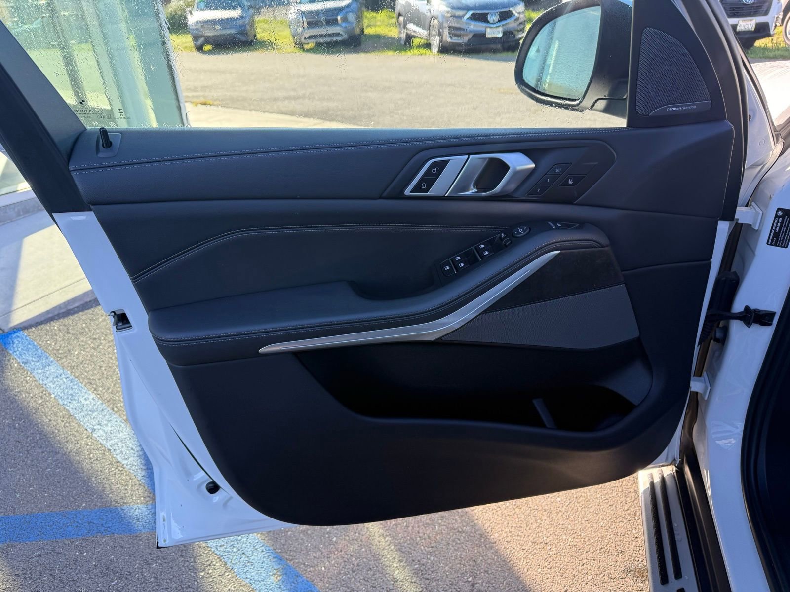 Used 2024 BMW X5 xDrive40i image 11